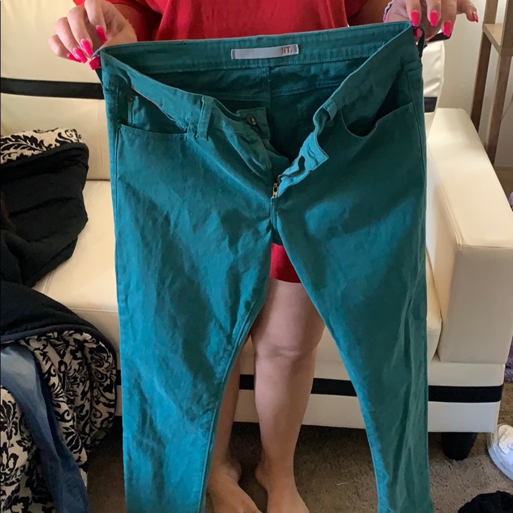 Long, Skinny, sea green jeggings.